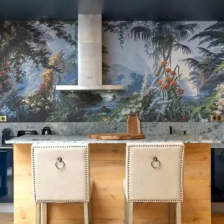 Apartamento Elegant And Spacious Three-bedroom *